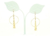 デザインが楽しい地金ピアスです☆彡