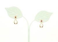 華やかなルビーピアス入荷しました！